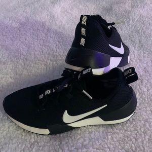 Nike sneakers size 6.5 women’s